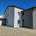 Apartment Loborika D&J